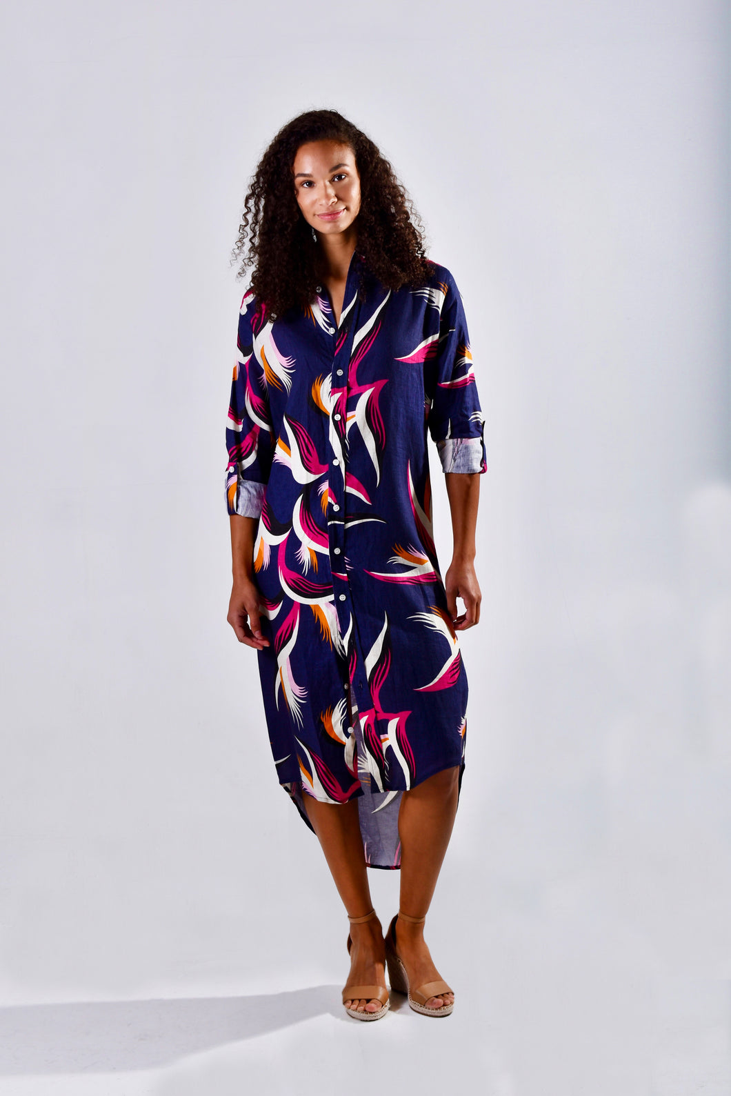 NAVY & PINK BIRDS LINEN GIRLFRIEND MIDI DRESS E M I L Y P H I L L I P S NAVY & PINK BIRDS LINEN GIRLFRIEND MIDI DRESS E M I L Y P H I L L I P S