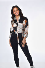 BLACK AND WHITE BIG FLOWER TENCEL SHIRT