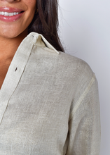 SHINY IVORY LINEN GIRLFRIEND SHIRT