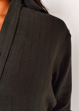 OLIVE GREEN JACQUARD LINEN GIRLFRIEND SHIRT
