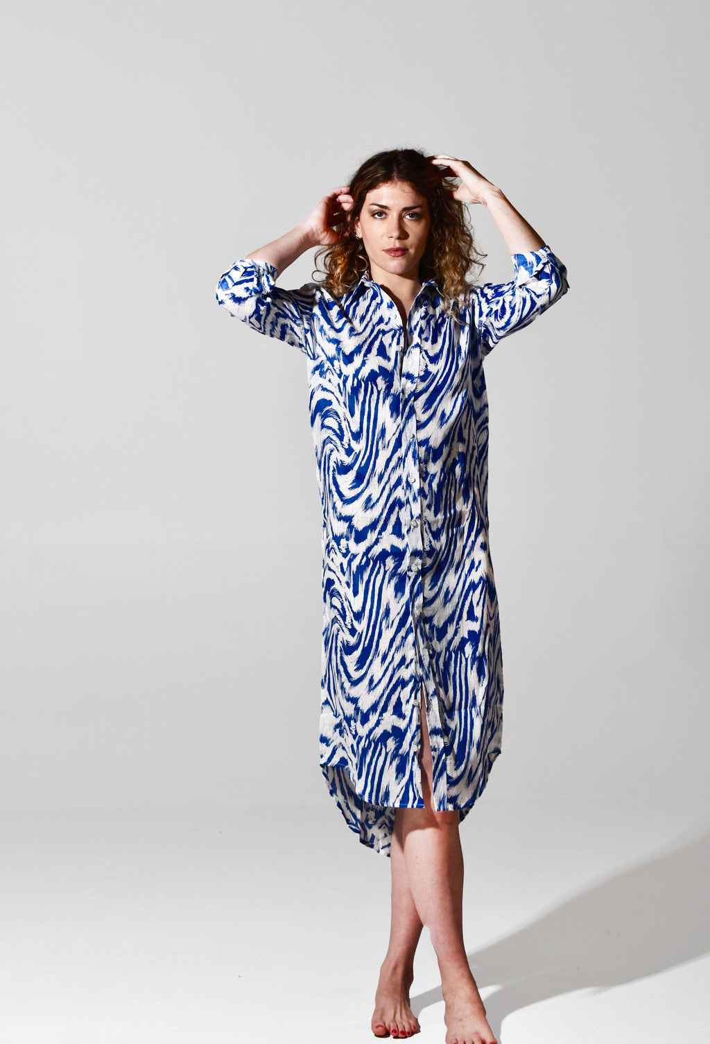 BLUE & WHITE LINEN WAVE GIRLFRIEND MIDI DRESS